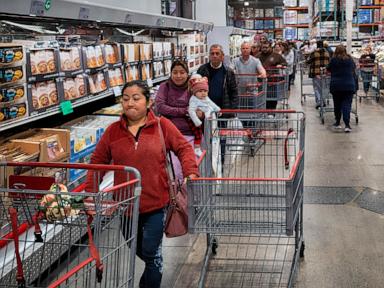 Consumer sentiment rises for 1st time this year as inflation remains tame