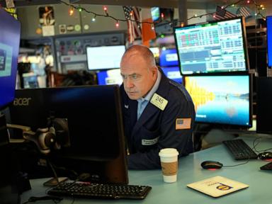 Asian markets mostly advance after the S&P 500 hits record high