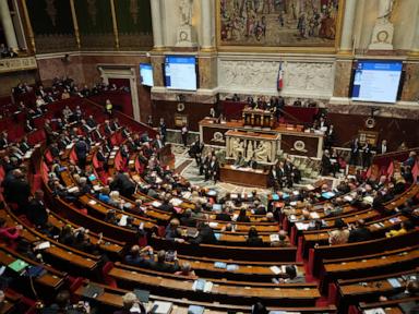 France races to avoid US-style government shutdown after budget talks collapse