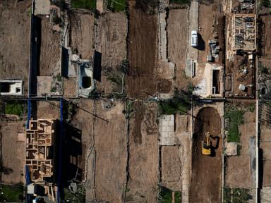 Trump executive order seeks to speed up rebuilding of homes destroyed by Los Angeles wildfires