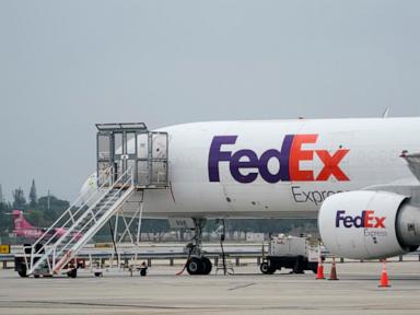 Retail customers file lawsuits over tariffs against FedEx and Ray-Bans maker