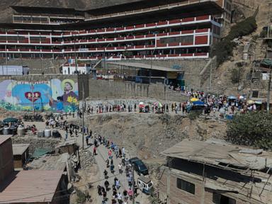 Peru’s interim president defers $3.5 billion fighter jet purchase to the next government