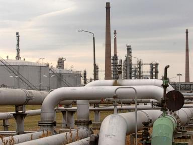 Russian oil to Slovakia resumes flowing through pipeline that crosses Ukraine