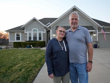 Housing market trends favor home shoppers, but Iran war clouds the outlook for mortgage rates