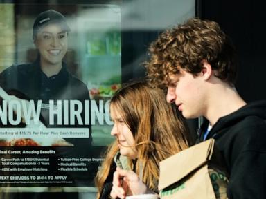 US jobless claim applications rise to 200K but remain historically low